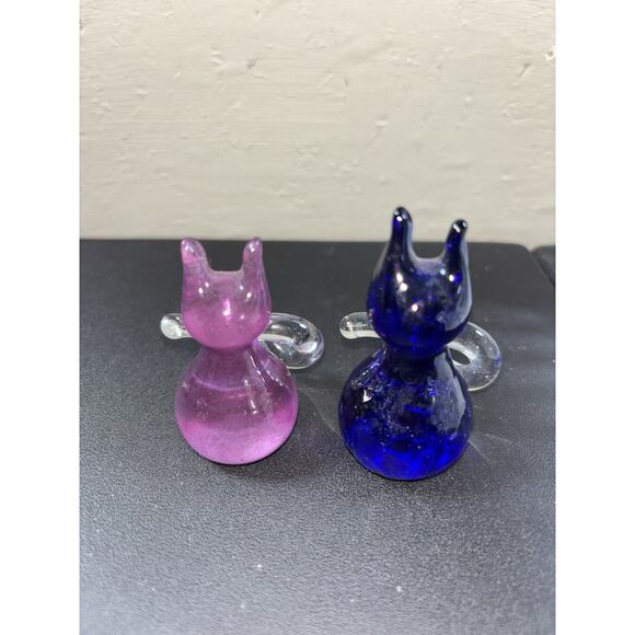 2 Vtg Art Glass Cat Kitten Purple 2.5”Figurines - Picture 1 of 5